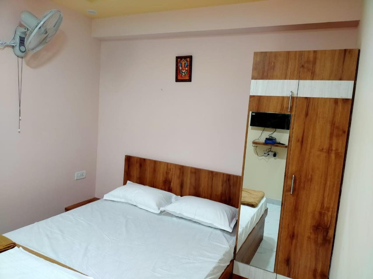 Mandara Comforts Hotel Bangalore Luaran gambar